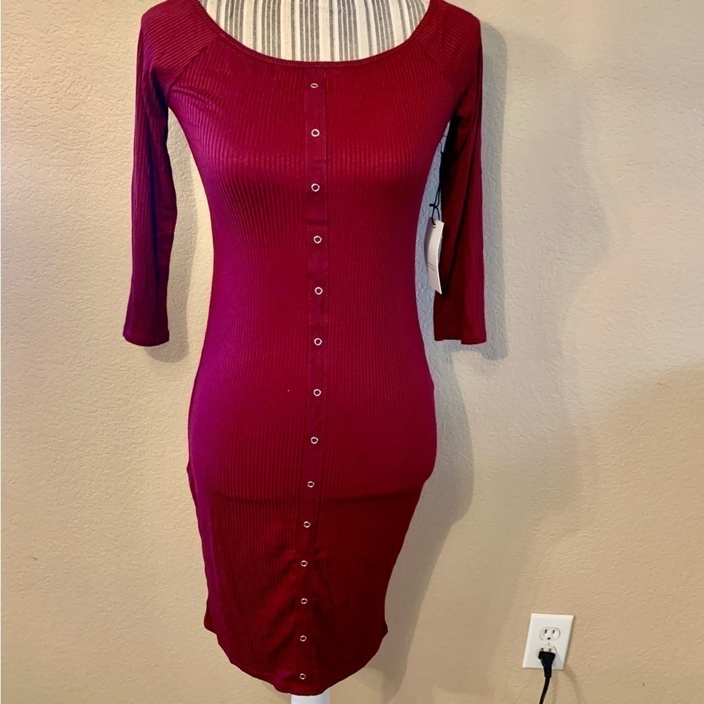 NWT Mini Dress Small Burgundy Ribbed Bodycon Active USA October Love Shirt Dress